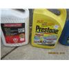 Image 2 : 4 Jugs of Antifreeze All Roughly ¾ Full