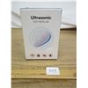 Image 1 : Ultrasonic Pest Repeller New in Box