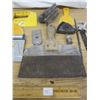 Image 6 : Lot of Hand Tools Trowels Ect.