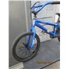 Image 2 : Vintage SMS Oath BMX Bike with Trick Pegs Good Shape
