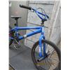 Image 6 : Vintage SMS Oath BMX Bike with Trick Pegs Good Shape
