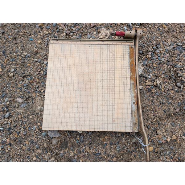 Vintage Ingento GT Paper Cutter 19.5x19