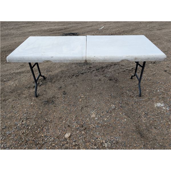 Fold Out Table 71x30x30