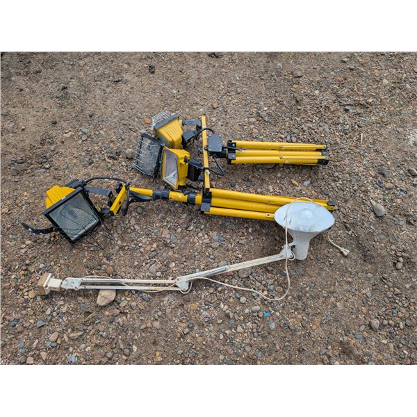 Lot of Damaged Halogen Work Lights and Shop Light