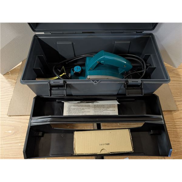 458: MAKITA Power Planer with Instruction Manual.