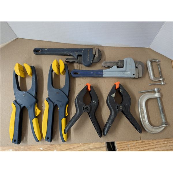465: Two 10 inch Pipe Wrenches (one MASTERCRAFT) + 2 Ratching Clamps + 2 Spring Clamps + 2 C clamps.