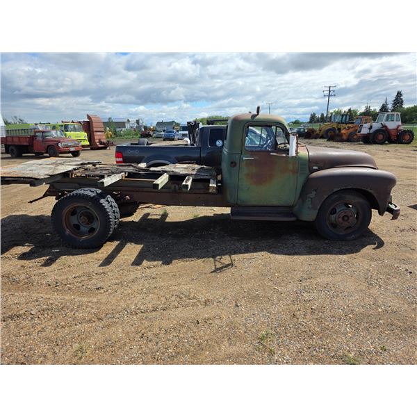 Green chev cab and chassis model 1100 truck- might be 1954- as is - for parts- not running