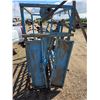Image 2 : Cattle squeeze/chute