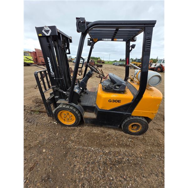 Propane powered forklift- runs but does not drive