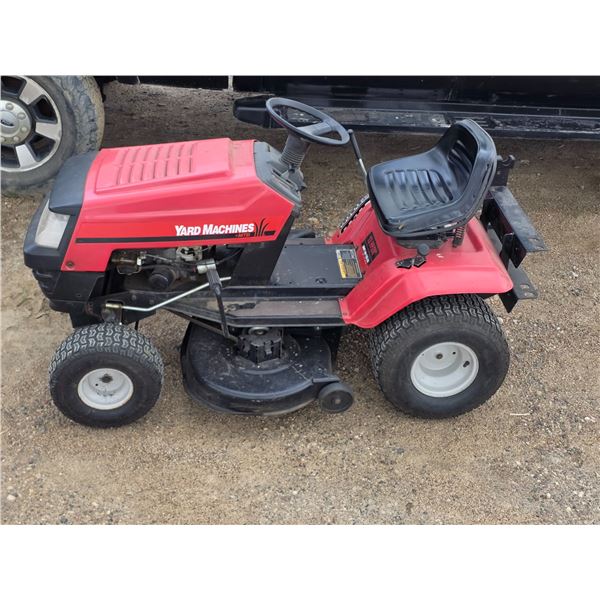 Yard machines 13hp- 38" cut riding mower- runs and drives- has keys
