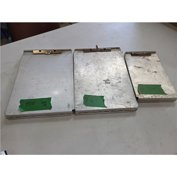3 invoice clipboards