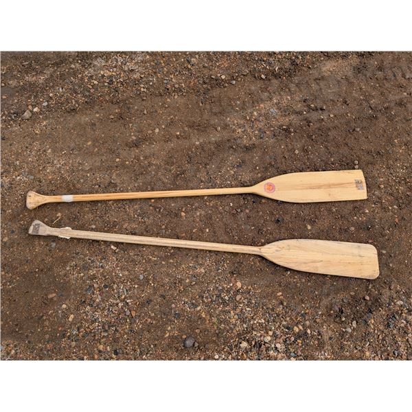 (2) Paddles (1) Upper Canada Paddle Company