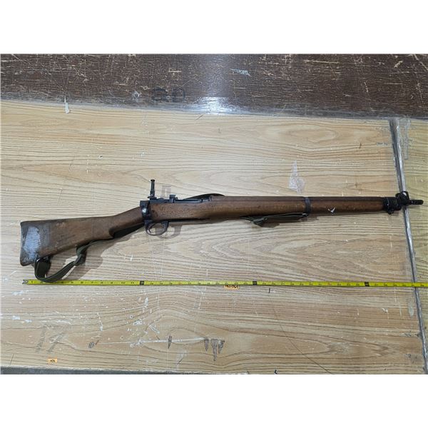 Lee enfield no4 mark 4 rifle in 303 british caliber- *PAL* Required- no magazine- serial # PF329553