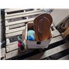 Image 1 : Box of Misc. Tool/Décor Related Items