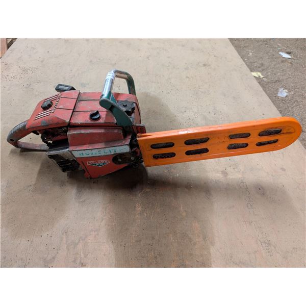 Homelite Vintage XL-902 Arm Chain Saw (not tested)