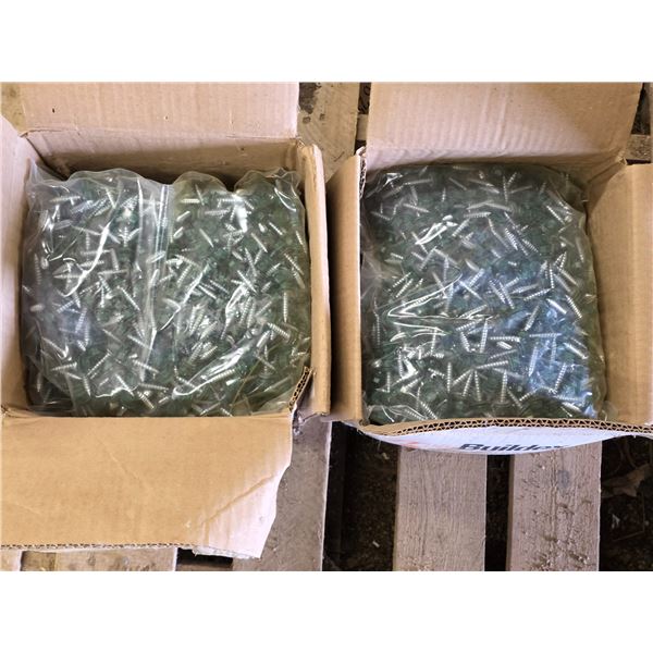 2 boxes of metal screws- 3000 melchor green