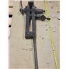 Image 3 : Antique Leg vise