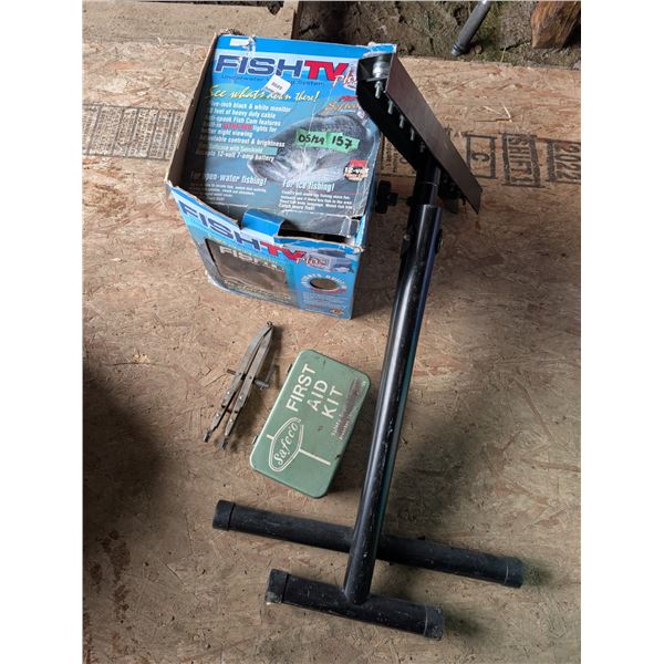 FISH TV (not tested) and Work tripod, and etc.
