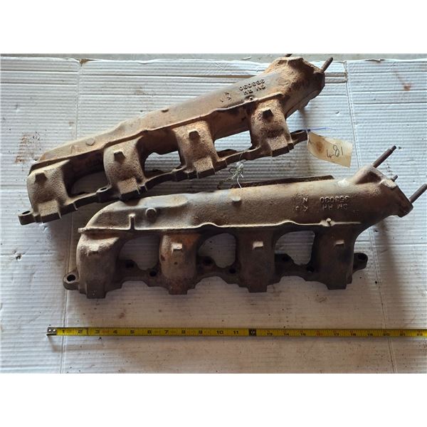 2 exaust manifolds