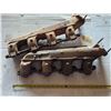 Image 1 : 2 exhaust manifolds