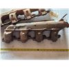Image 2 : 2 exhaust manifolds