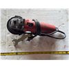 Image 1 : Skil angle grinder - working