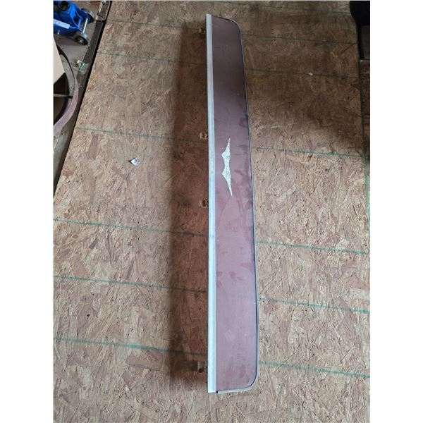 Bug deflector fits square body truck