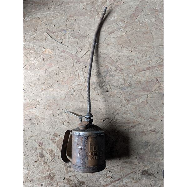 Vintage Golden Rod 1 Pint Oiler