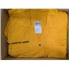 Image 2 : Box Various Rain Gear
