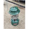 Image 2 : Vintage Coleman lantern