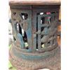 Image 3 : Cast iron garden lantern