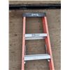 Image 2 : 6Ft fiber glass ladder