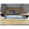 Image 1 : Lot of hardware- 2 towel racks