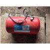 Image 1 : 11 gallon air tank