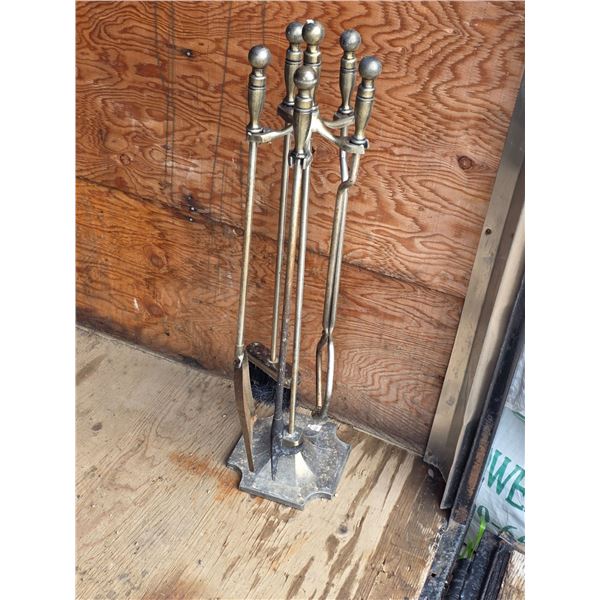 Fire place tool set