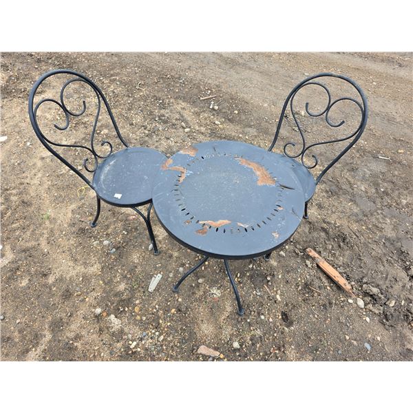 Bistro table and 2 chairs- 27"H