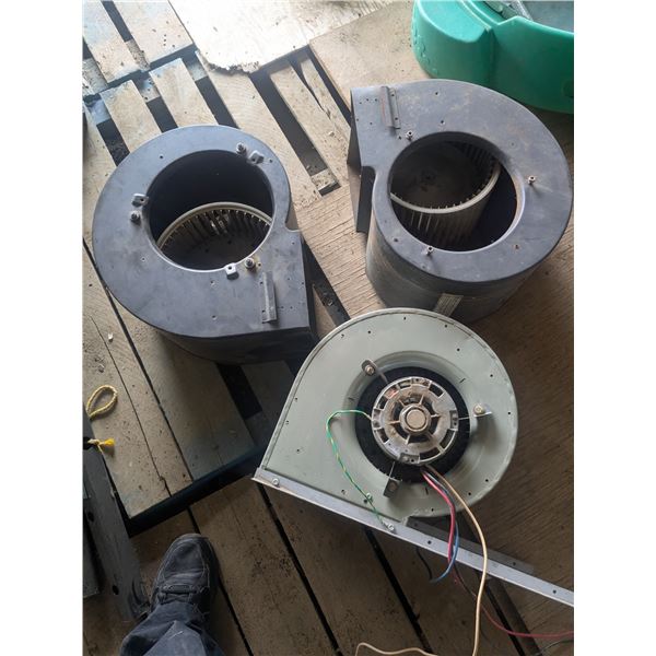 3 furnace blowers, 2 without motors, 10" opening