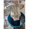 Image 4 : Kenmore Carpet cleaner vacuum (no hose or cleaner attachments), Magnifying Lamp