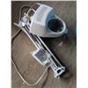 Image 5 : Kenmore Carpet cleaner vacuum (no hose or cleaner attachments), Magnifying Lamp
