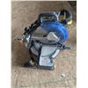 Image 2 : mitre saw with 10" crosscut blade
