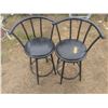 Image 1 : 2 stools, metal frame, working swivels, damage to one seat