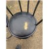 Image 2 : 2 stools, metal frame, working swivels, damage to one seat