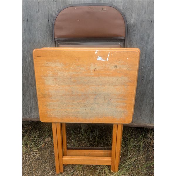 Folding chair with 2 folding TV tables, damage on chair paint on table tops