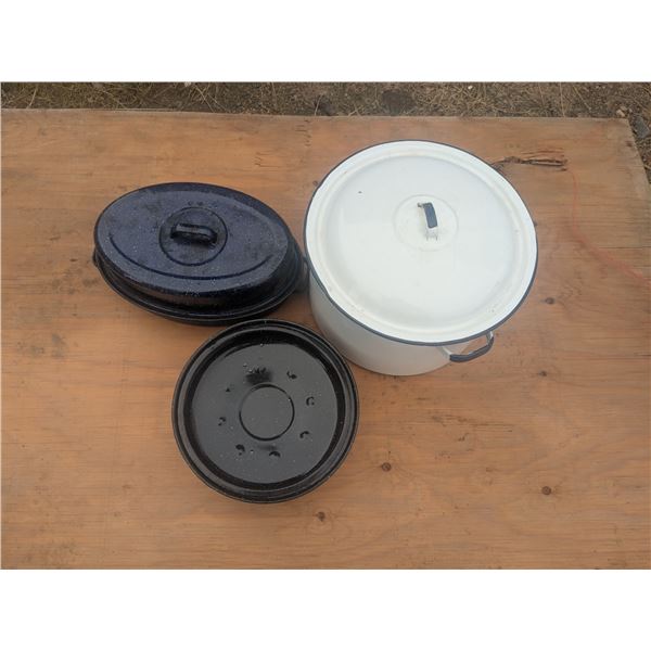 3 metal cook pots