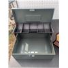 Image 3 : Jewelry box and metal cash box *no key*