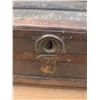 Image 5 : Vintage wooden travel trunk approx. 40"x21.5"x12"