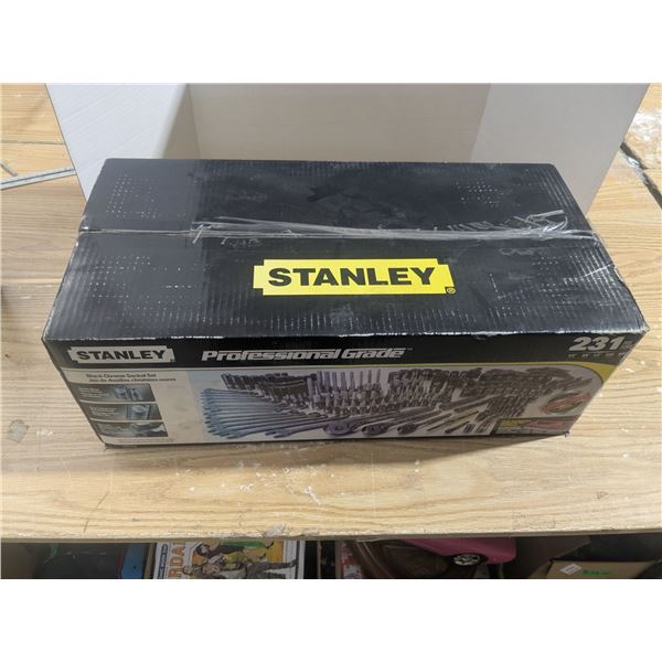 Stanley 231pc black chrome socket set, original box