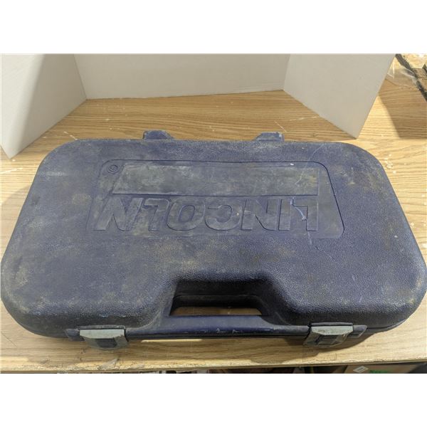 Lincoln cordless grease gun with extra case