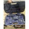 Image 3 : Lincoln cordless grease gun with extra case