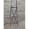 Image 1 : Wooden 5ft ladder
